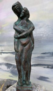 Paar in Bronze, 21cm, Unikat