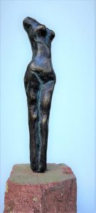 Bronze, 14cm auf Stein